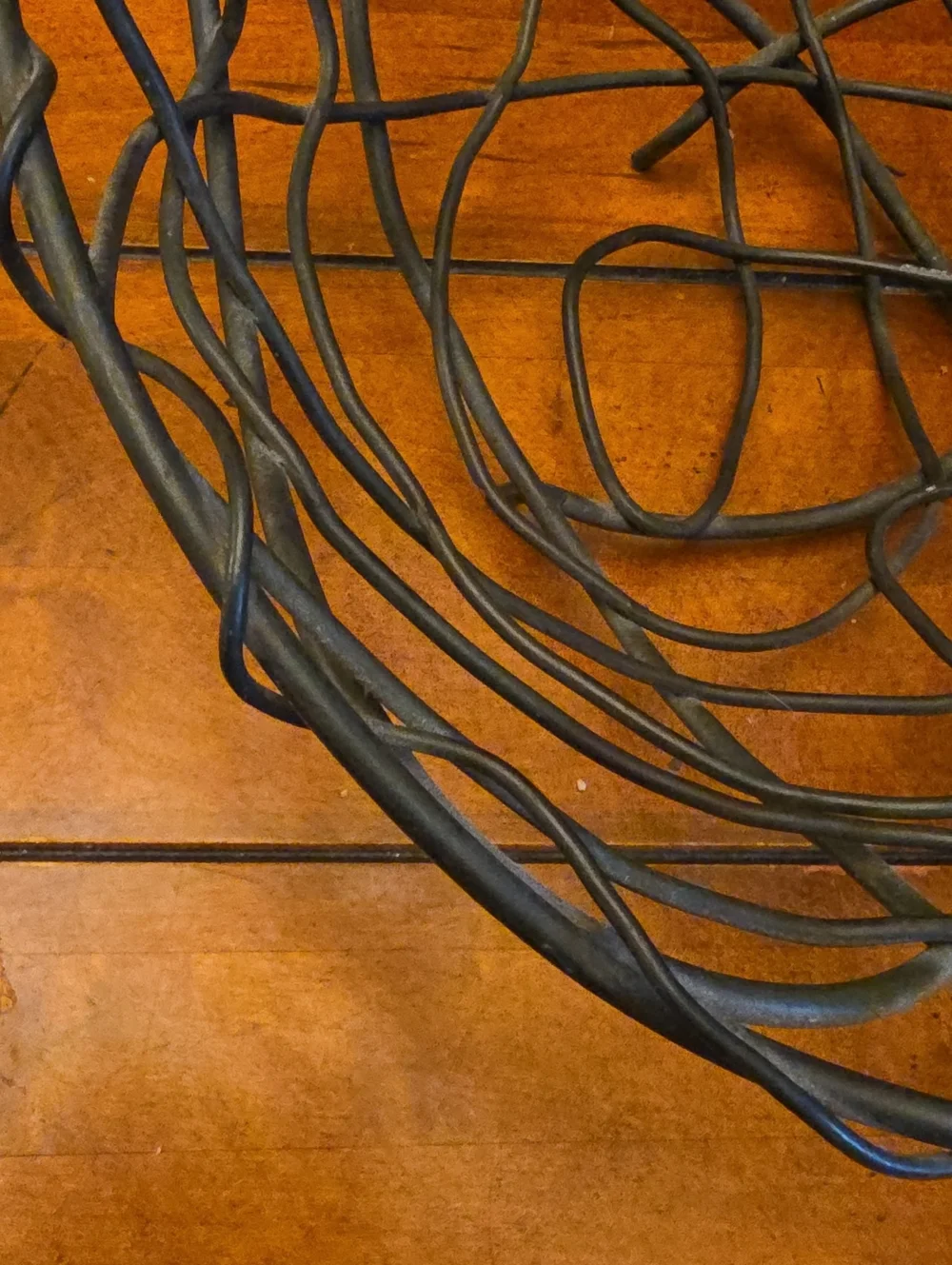 DECORATIVE BLACK WIRE BASKET